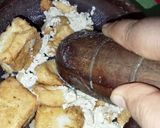 Foto langkah ke 7 dari resep Kroket kentang tahu isi sosis.