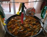 A picture of step 10 of Paella Valenciana.