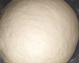 Foto del paso 1 de la receta: Pan relleno de jamón y queso con harina para pizzas