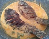 Foto langkah ke 2 dari resep Pecak Ikan Mujair Siram Santan.