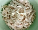 Foto langkah ke 2 dari resep Tumis Jamur Tiram Cabe Hijau.