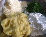 Foto langkah ke 1 dari resep Stik Kentang Keju.