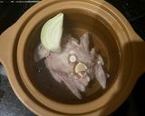 Foto langkah ke 2 dari resep Sup Ayam Kabocha (versi MPASI/anak2) simple dgn slowcooker.