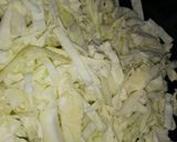 Foto del paso 1 de la receta: Ensalada de col con salsa de yogurt