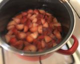 Eper krémleves recept fázis 1 fotója