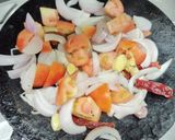 A picture of step 5 of Maharashtrain Misal Pav.
