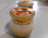 Foto del paso 4 de la receta: Vasitos de crema de limón, nata y bizcocho