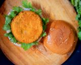 આલૂ ટીકકી બર્ગર (Aloo Tikki Burger Recipe In Gujarati) રેસીપી સ્ટેપ4ફોટો