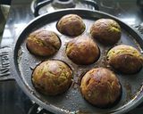 A picture of step 3 of Green Falafel In Spaghetti Nests.