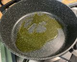 Une image de l'étape 2 de Torsades rouges au lard, petits pois et Boursin®️.