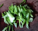 Foto langkah ke 1 dari resep Sarden kaleng simple.