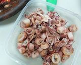 Foto langkah ke 2 dari resep Cumi masak pedas.