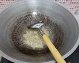 Foto langkah ke 2 dari resep Tumis Bunga Harendong.