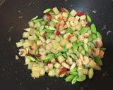 Foto langkah ke 4 dari resep Sambal Goreng Pete.