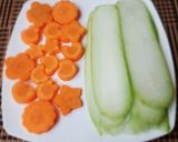 Hình bước làm 2 của món Canh BÍ ĐAO cuộn tôm thịt