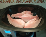 Foto del paso 3 de la receta: Filetes lubina en salsa de puerros en Monsieur Cuisine