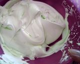 A picture of step 2 of Pistachio icecream.