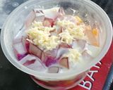 Foto langkah ke 6 dari resep Salad buah cinta.