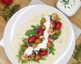 Une image de l'étape 4 de Wraps aux crevettes et bananes plantains.