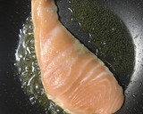 Foto del paso 3 de la receta: Salmón con miel y complementos
