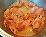 Foto del paso 2 de la receta: Cappellacci con gambones