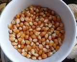 Foto langkah ke 1 dari resep Popcorn.