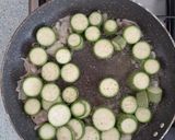 Foto del passaggio 2 della ricetta Gnocchetti di zucchine ai pomodorini