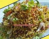 A picture of step 2 of Sev Chaat.