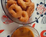 A picture of step 10 of SouthIndian Flavour Meduvada and Sambhar.