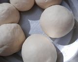 A picture of step 16 of Pasta Pizza.