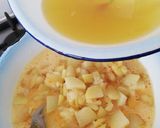 A picture of step 4 of Spanish Potato and Onion Omelette (Tortilla de Patata y Cebolleta).