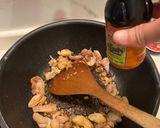 รูปขั้นตอนการทำที่ 4 ของ ผัดซีอิ๊วไก่