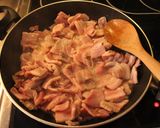 Foto del paso 5 de la receta Tallarines con panceta y ajíes Pardón
