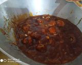 A picture of step 2 of Mushroom Manchurian.