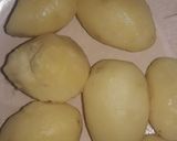 A picture of step 1 of Potato souffle.
