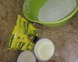 A picture of step 1 of Plain doughnuts.