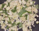 Foto del paso 1 de la receta: Guisado de chayote con elote y calabacitas 😋
