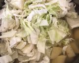 Foto langkah ke 1 dari resep Sup Sayur Bakso (frozen).