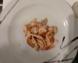 Foto del paso 3 de la receta: Ensalada templada de trucha en escabeche