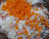 Foto langkah ke 3 dari resep Yakimeshi japanese fried rice.