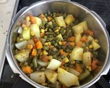 A picture of step 2 of Mixed Vegetable Subji.