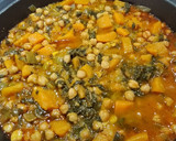 Foto del paso 1 de la receta: Potaje de garbanzos con calabaza y espinacas