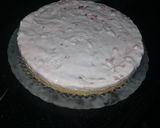 Foto del paso 5 de la receta: Tarta helada de frutilla sin horno