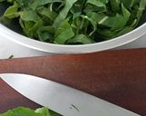 Foto del paso 1 de la receta: Pasta fresca con berza salteada