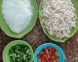 Foto langkah ke 4 dari resep Soto Ayam.