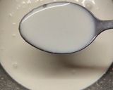 A picture of step 1 of Panna Cotta-Brûlée.