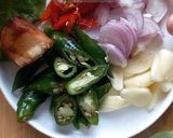 Foto langkah ke 1 dari resep Oseng Tempe Bumbu Santen.