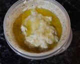 Foto del paso 2 de la receta Paté de cebolla con frutos secos y flores. Pon flores en tu boca