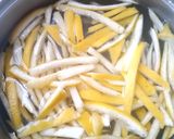 Foto del paso 2 de la receta: Cáscaras de naranja confitadas