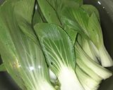 Foto langkah ke 1 dari resep Tumis Pakcoy (dg saos bawang putih).